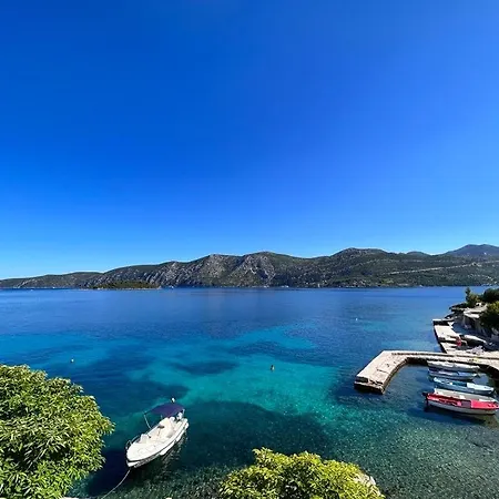 Beachfront Mery, Kneze Apartament *