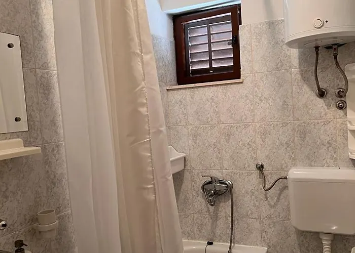 公寓 Beachfront Mery, Kneze *